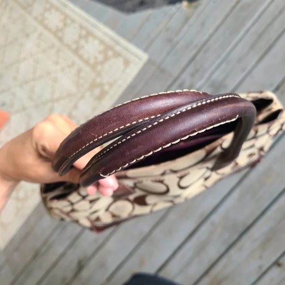 Coach Hamptons Madeline Signature Satchel Bag 12463 - Picture 8 of 16